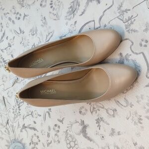 Michael kors Antoinette leather pump